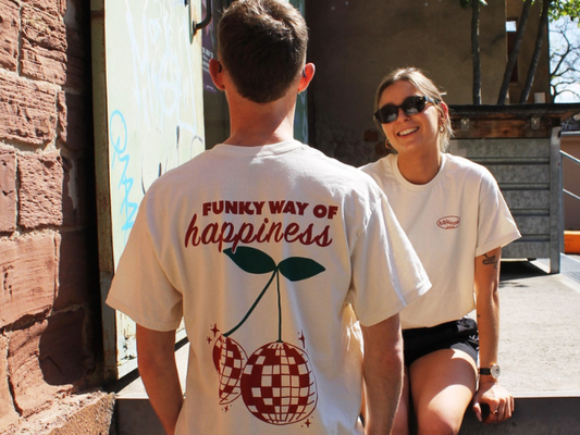 Happiness Colorshirt Cherry